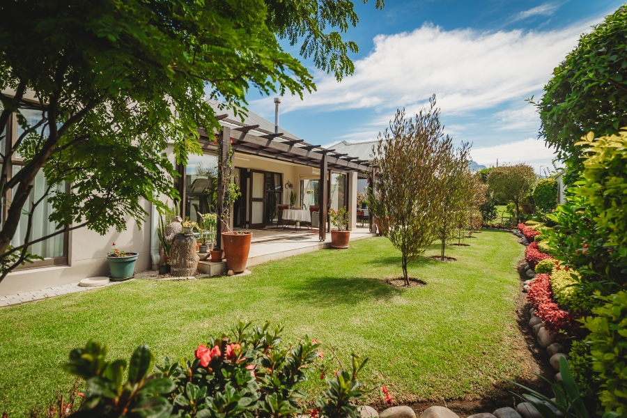 3 Bedroom Property for Sale in Kraaibosch Country Estate Western Cape